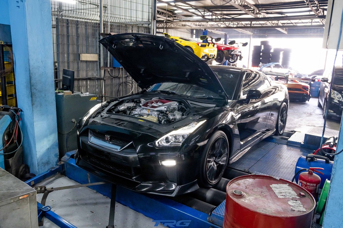 Custom ECU tuning on the dyno